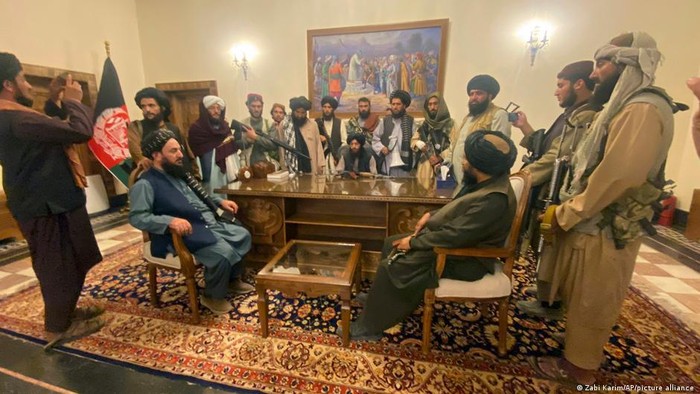 Taliban ambil alih Istana Kepresidenan di Kabul