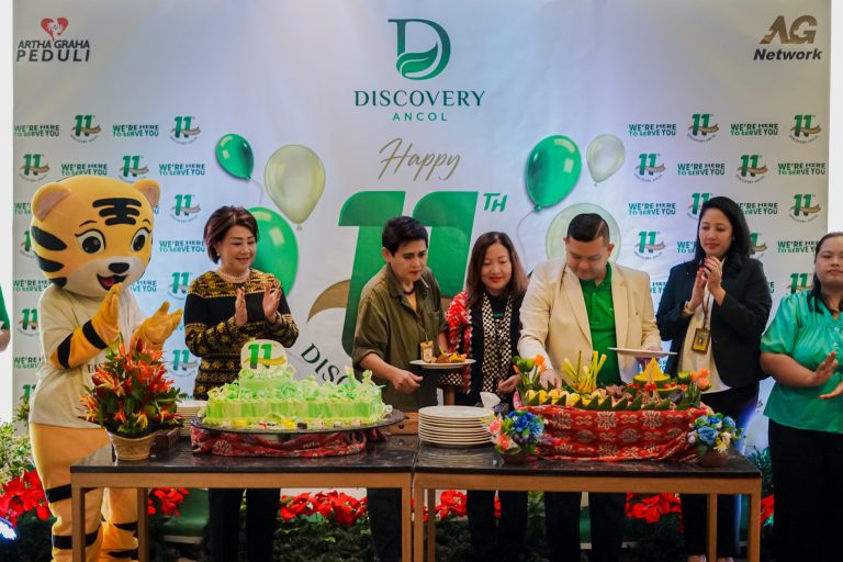 Discovery Ancol Hotel Rayakan HUT ke-11 Dengan Semangat “We Are Here to Serve You”