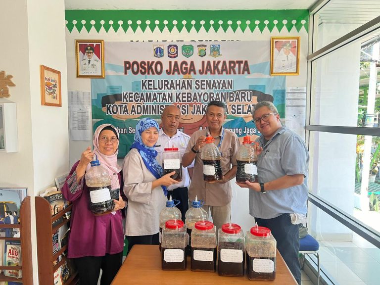 Eco Enzyme Menjaga Kebersihan Lingkungan Bersama Danayasa Arthatama