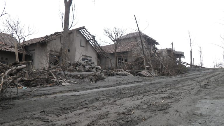 15 Tahun Erupsi Besar Gunung Merapi