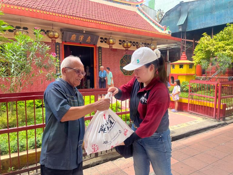 Selain Gelar Pasar Murah Atasi Inflasi, AGP Turut Libatkan AGP Arthakes Berikan Layanan Kesehatan