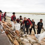Discovery Kartika Plaza Hotel Selenggarakan Kegiatan Bersih Pantai untuk Mendukung Keberlanjutan Lingkungan