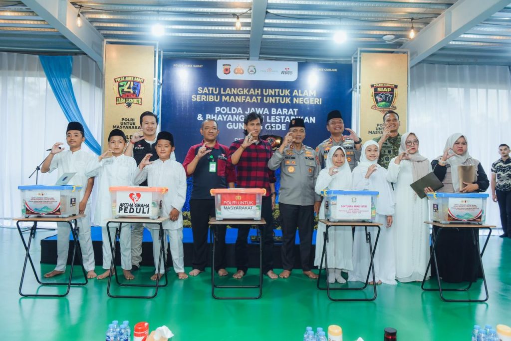 Artha Graha Peduli dan Palace Hotel Cipanas Dukung Polda Jabar dalam Gerakan “Satu Langkah untuk Alam, Seribu Manfaat untuk Negeri”