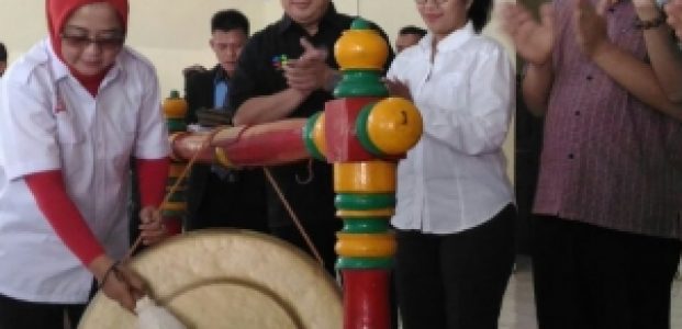 BERKAH PELAKU USAHA MELALUI BANK ARTHA GRAHA BERKAH PELAKU USAHA MELALUI BANK ARTHA GRAHA