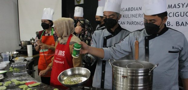 Politeknik Jakarta Internasional Latih Warga Olah Brokoli