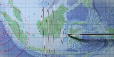 Sulawesi Utara, Maluku Utara Diguncang Gempa Magnitudo 7,1 Berpostensi Tsunami