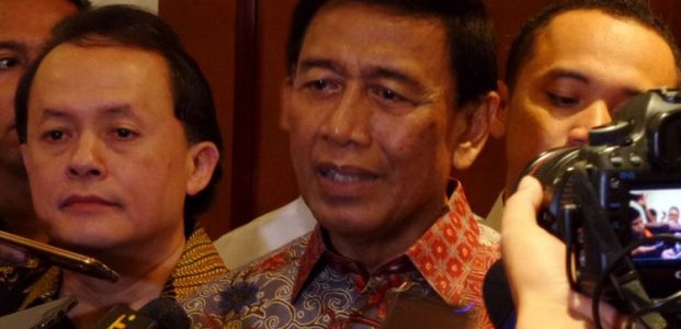 Pemerintah Ancam Akan Tindak Tegas Para Penyebar Hoaks Pemerintah Ancam Akan Tindak Tegas Para Penyebar Hoaks
